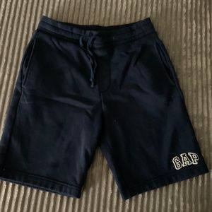 GAP SHORTS